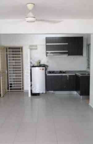 Centrio Avenue Apartment