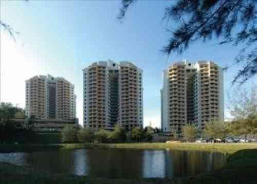 Lakeside Towers Condo