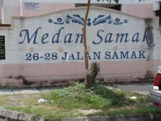 Medan Samak Apartment