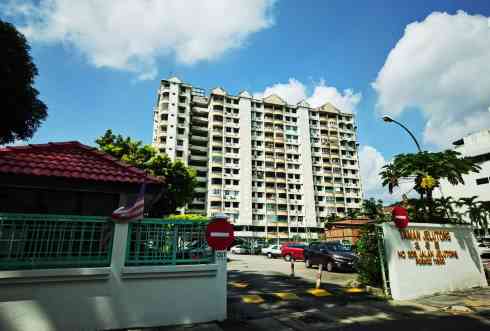 Taman Jelutong Apartment